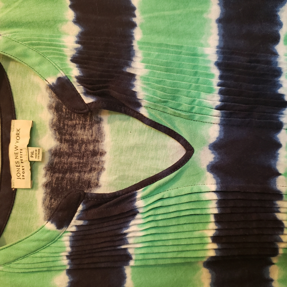 Green and Black Tie-Dye Top